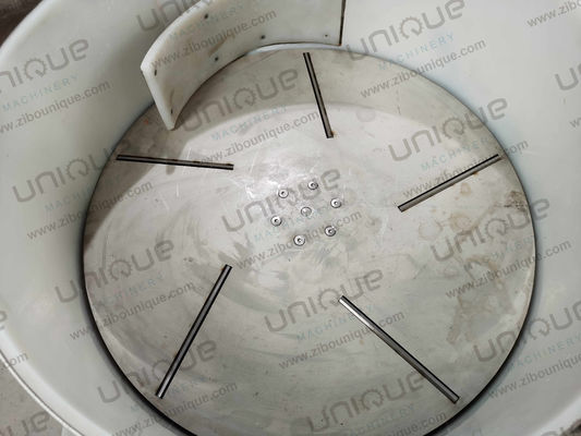 0.75 Kw Machine professionnelle de pellicule de pommes de terre Peuleuse à lame pour usines de transformation de viande