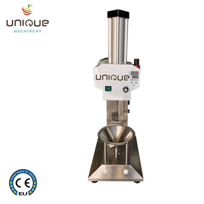 Machine de traitement de la noix de coco pour éplucher efficacement une variété de légumes-racines