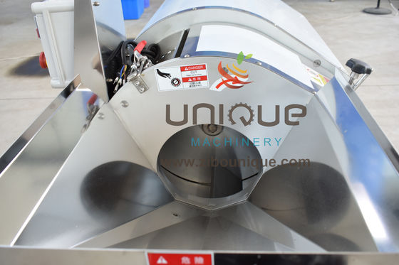Machine de coupe d'oignon industrielle avec une efficacité de coupe de cube de légumes électrique de 1,5 kW